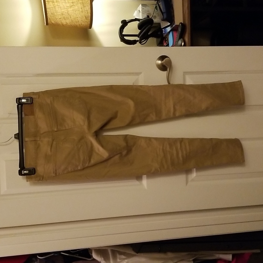 Tan american eagle low rise jeggings. Perfect condition  worn once - Picture 3 of 4